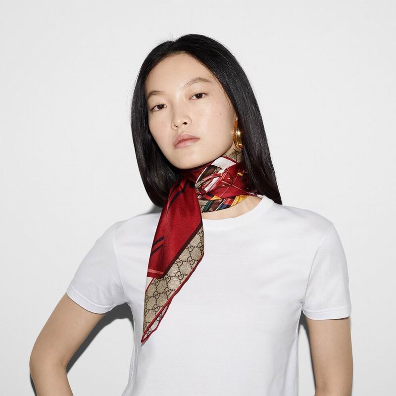 Gucci  silk scarf 90X90cm E02 (3)